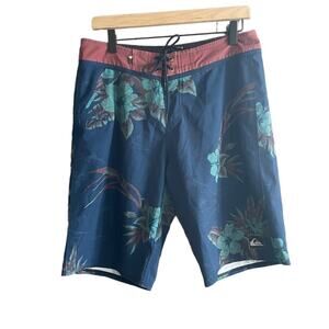 Quiksilver Navy Blue Tropical Print Boardshorts waist size  30